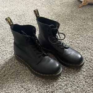 Dr Martens Pascal boot